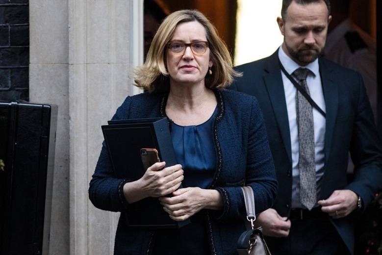 Amber Rudd napisała list do imigrantów z UE w Wielkiej Brytanii !