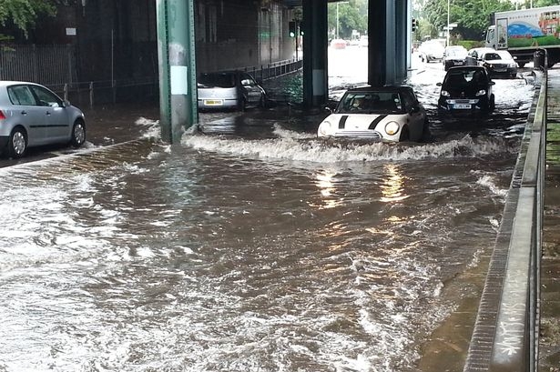 "Powódź" w Hammersmith.