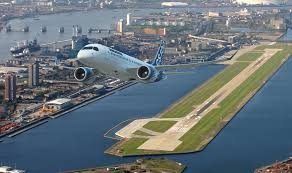 Bomba w okolicy City Airport.