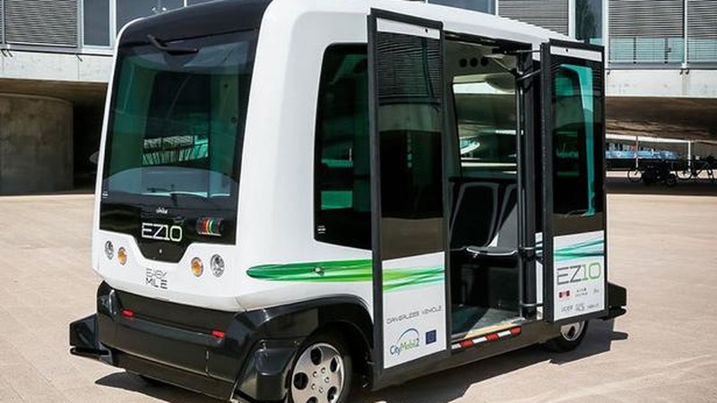 Autonomiczy autobus przyszłością Londynu ?