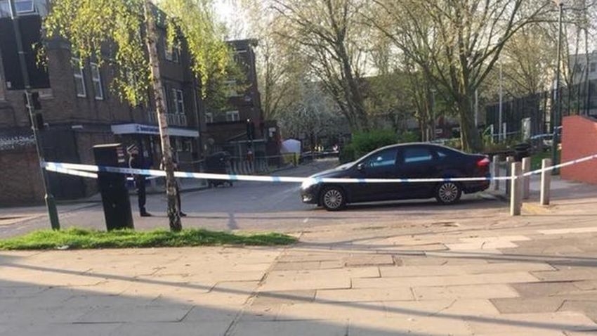 Kolejna ofiara nożowników. Tym razem na Finsbury Park