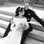 Książę Harry i Meghan Markle opublikowali trzy oficjalne fotografie z książęcego ślubu