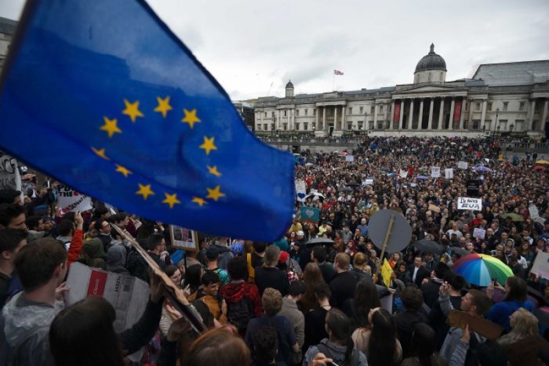 Dzisiaj tysiące osób przemaszerują ulicami Londynu przeciwko Brexitowi.