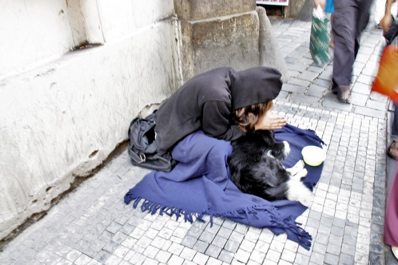 Bulwersujące zachowanie brytyjskich turystów w czasie wieczoru kawalerskiego w Hiszpanii.