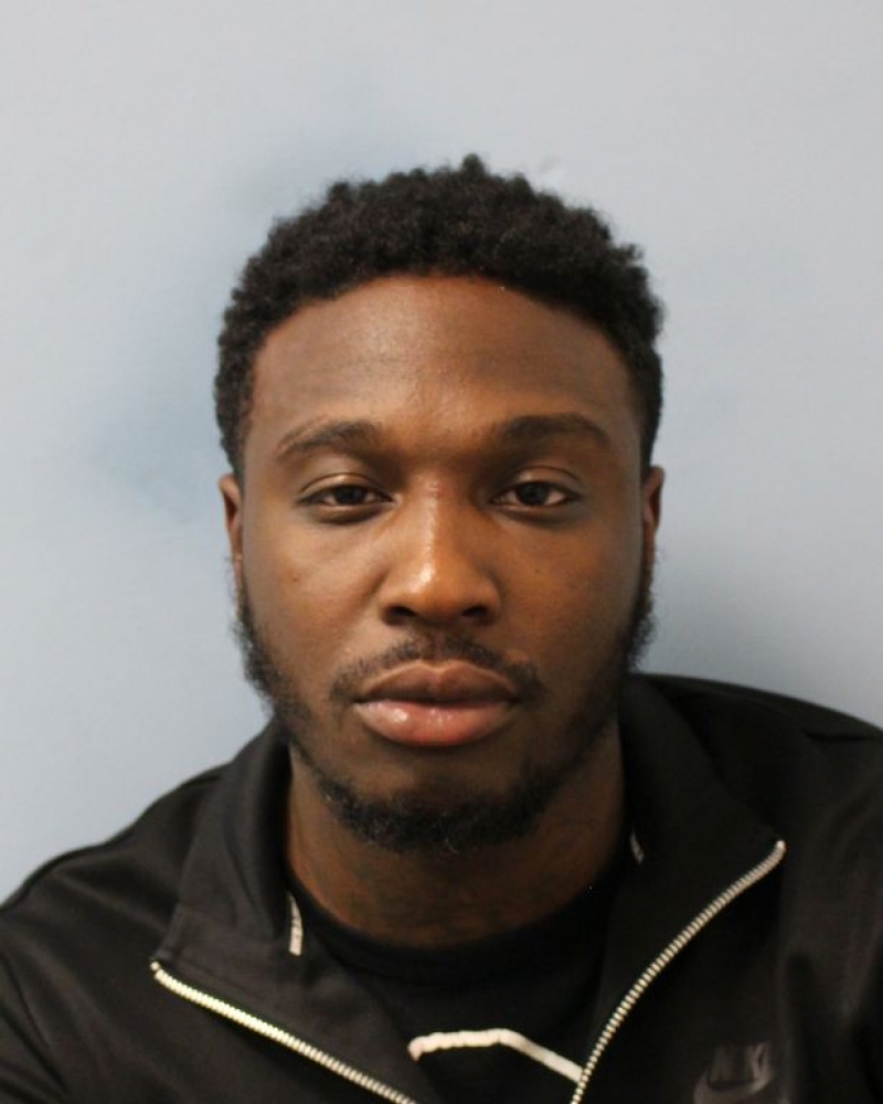 Mężczyzna skazany za posiadanie kija  baseballowego w samochodzie.