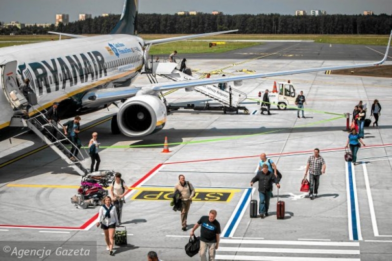Ryanair przeprasza za swój błąd z odrzuconymi przez Banki czekami.