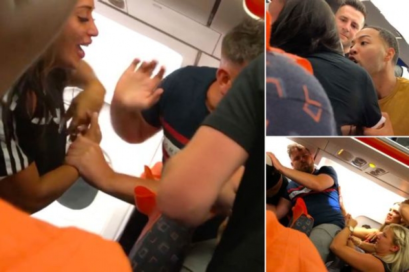 Striptiz na pokładzie samolotu z Luton na Ibizę.