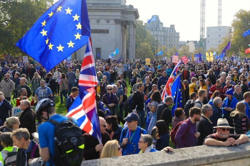 Marsz „Głosowania Ludu”: "Ponad pół miliona" demonstrantów przybyło do Londynu, by wezwać do ponownego referendum w sprawie Brexitu.