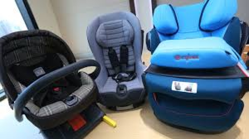 Niebezpieczne foteliki dla dzieci zalewają rynek.