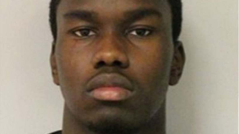 22-latek z Camden uciekł z sądu.