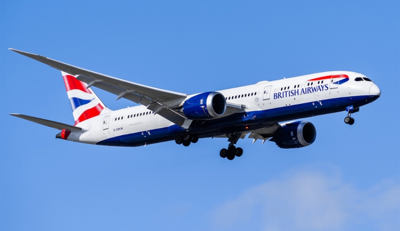 Z Gatwick polecisz British Airways, jako tanimi liniami.